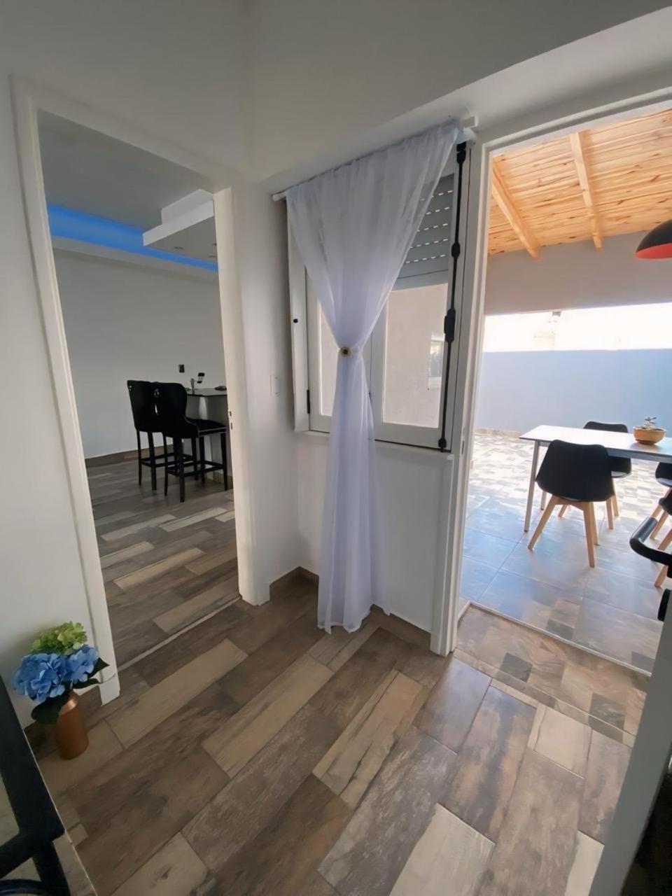 Holiday home Casa Completa Con Balcon Y Patio Privado *