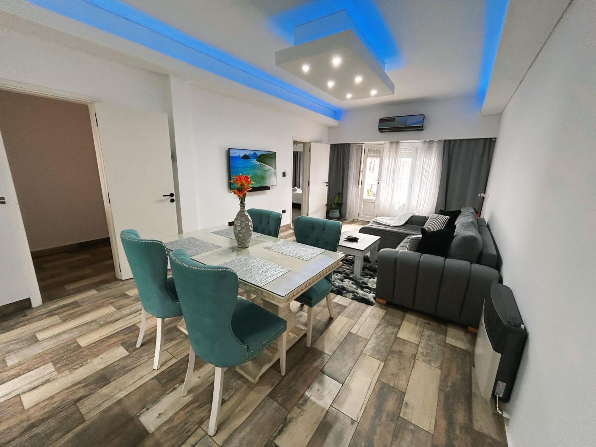 Holiday home Casa Completa Con Balcon Y Patio Privado Lanus